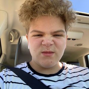 Meet your Posher, Rayne